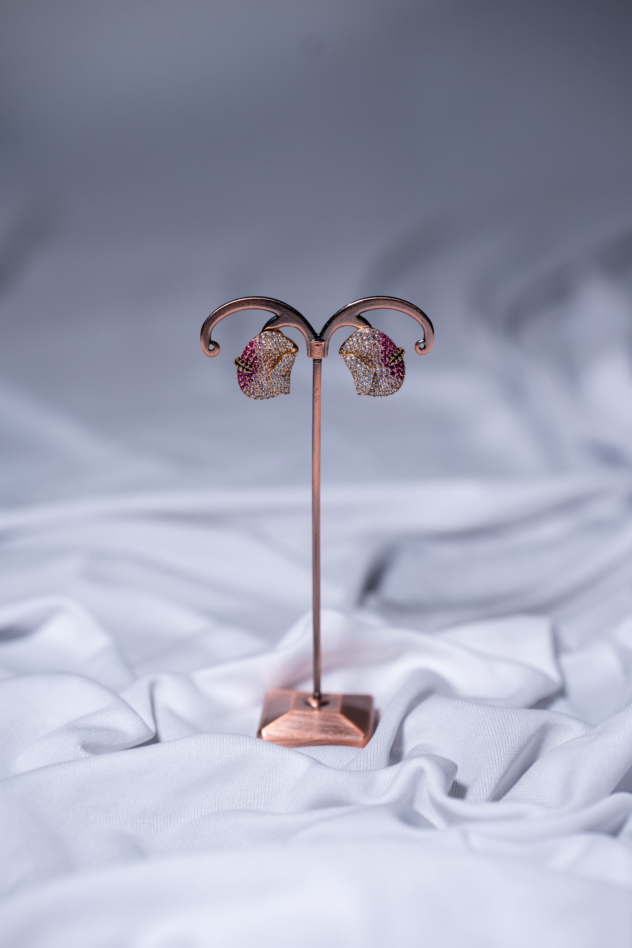 Petal Sculpt Earrings